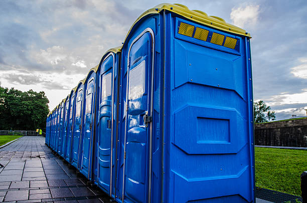 Best VIP or Luxury Restroom Trailers in Santa Clara, OR